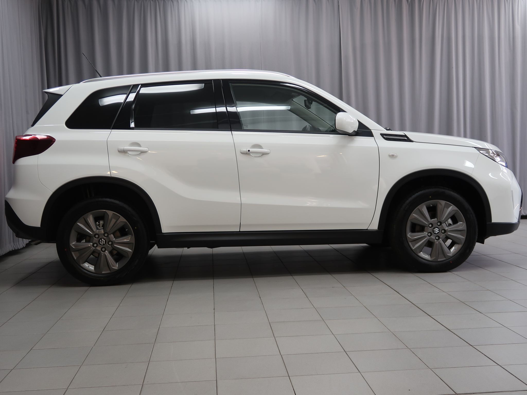 Suzuki Vitara, 1,4 Premium 4x4-vůz ve výrobě - fotka 5