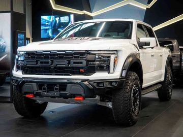 5.2 V8 Supercharged R