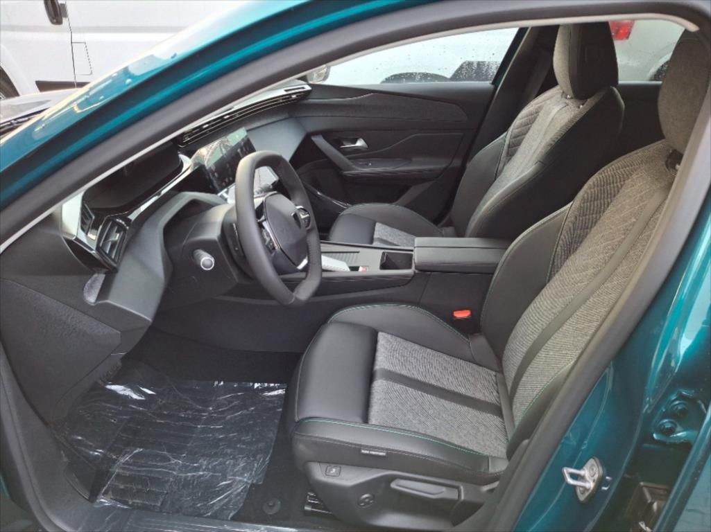 Peugeot 408, 1,6   ALLURE Plug-in HYBRID 18 - fotka 6