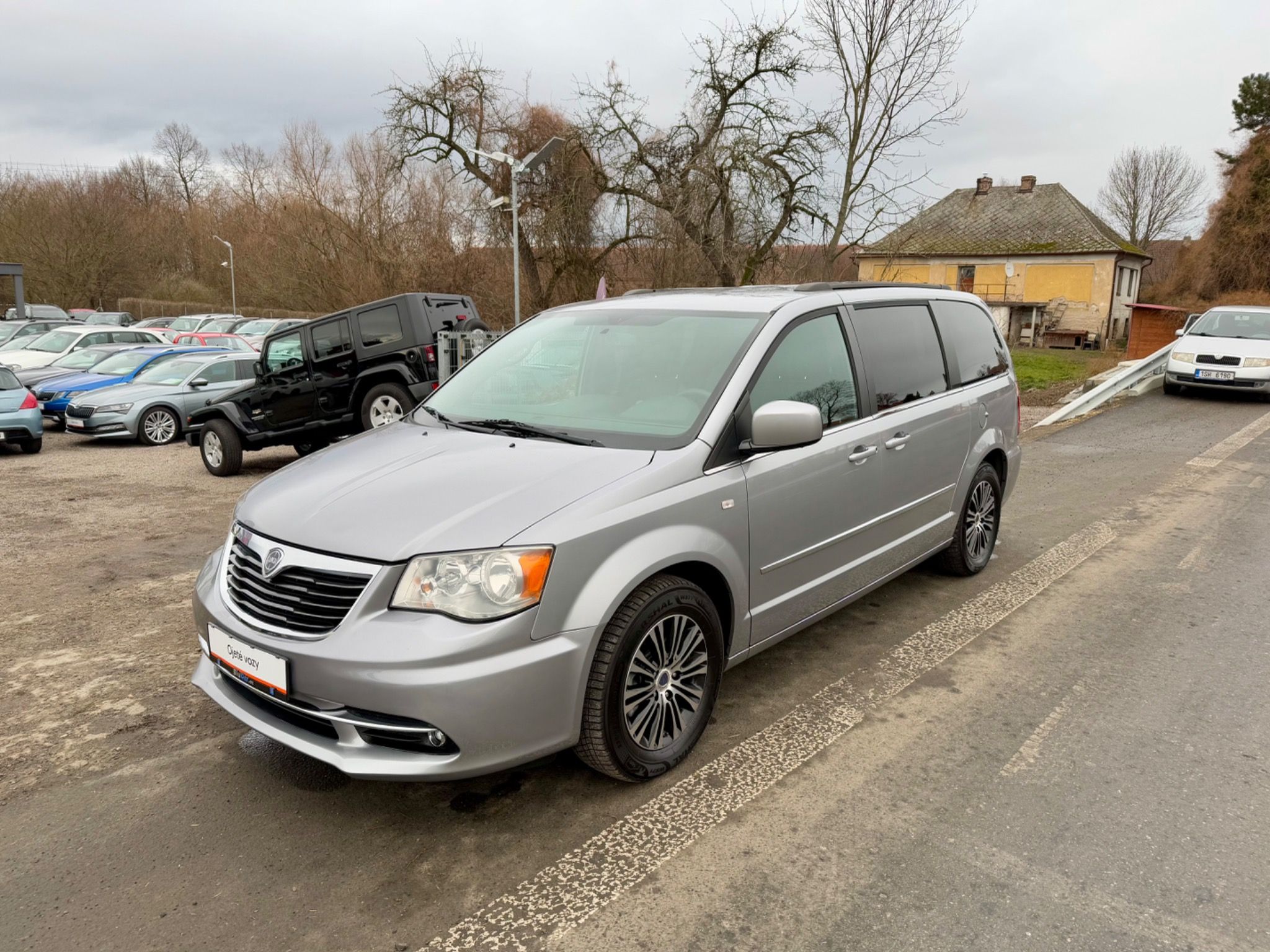 Lancia Voyager, S 2.8CRD A/T Kůže El. dveře - fotka 3