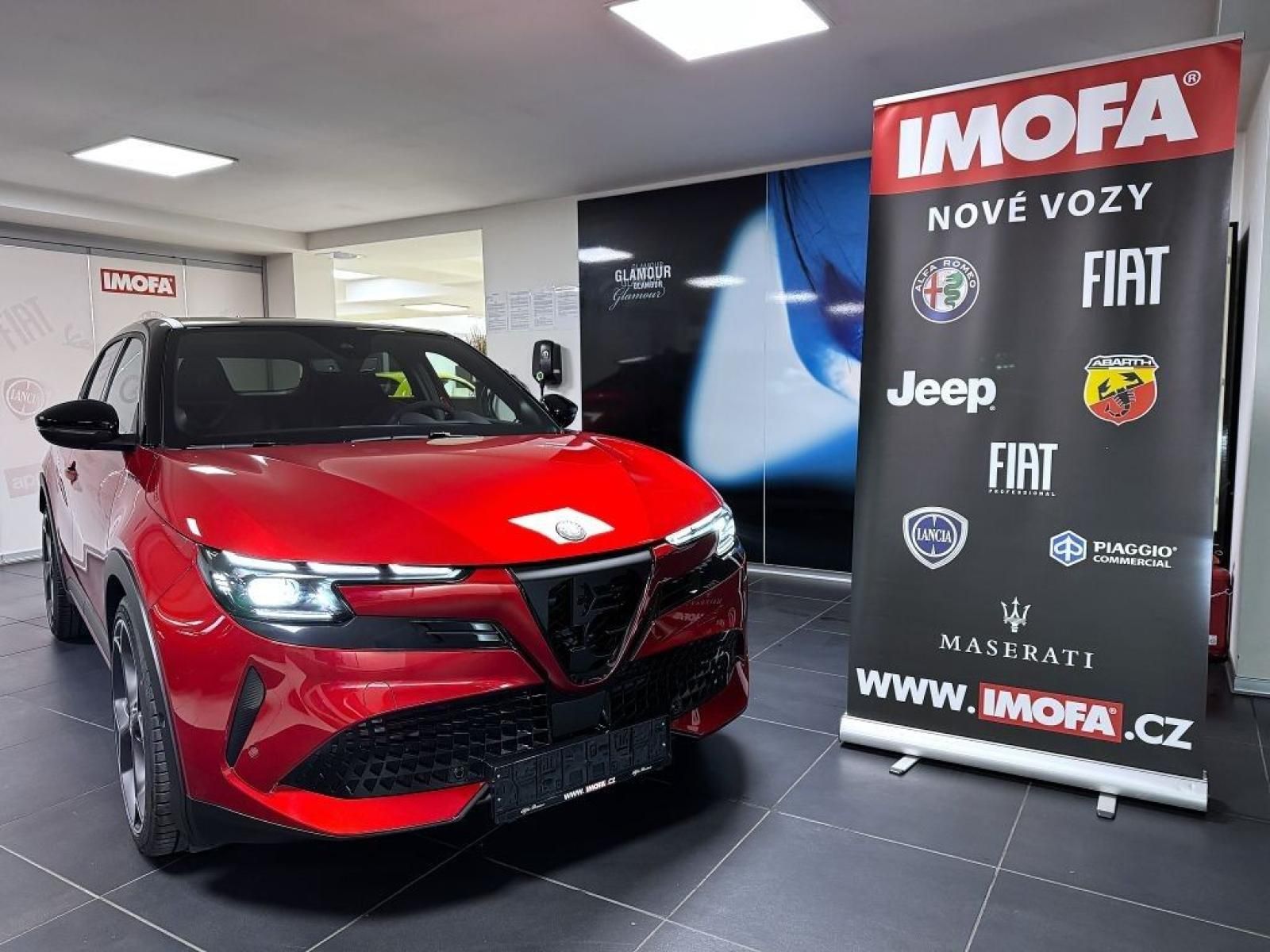 Alfa Romeo Junior, Veloce 280k Elettrica 54 kWh - fotka 2