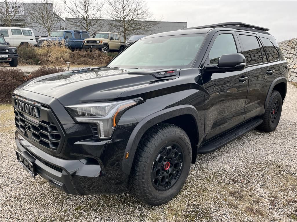 Toyota Sequoia, 3,5i-Force MaxTTV6HEV TRD Pro - fotka 3