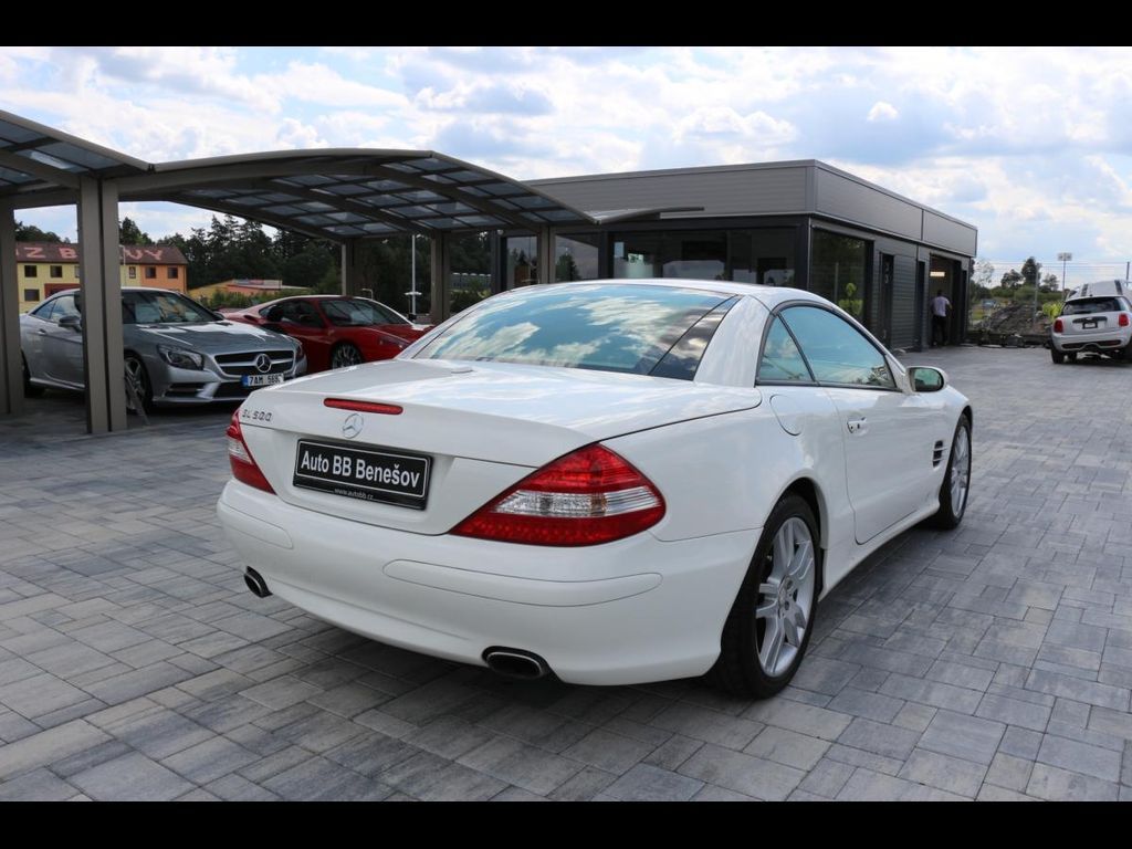 Mercedes-Benz SL, SL 500 V8, facelift, 390 PS - fotka 6