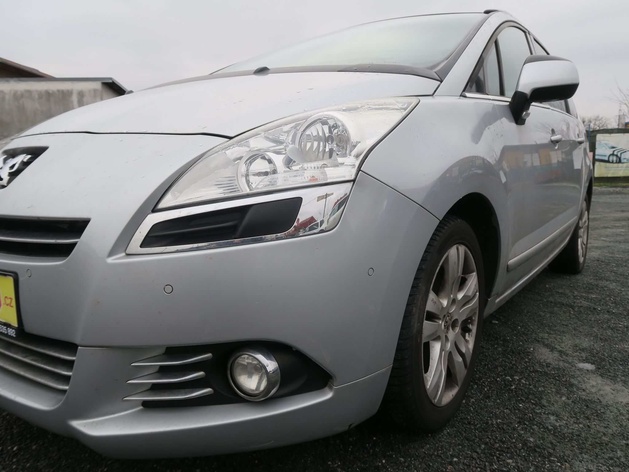 Peugeot 5008, 2.0 HDI 120kW CZ 2. MAJITEL - fotka 6
