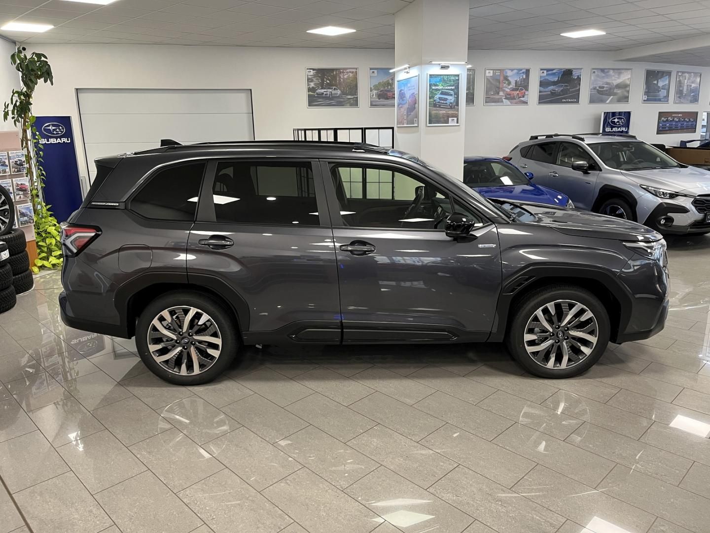 Subaru Forester, Touring Lineartronic - fotka 6