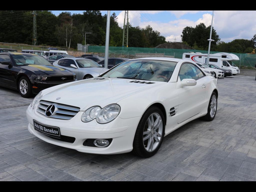 Mercedes-Benz SL, SL 500 V8, facelift, 390 PS - fotka 2