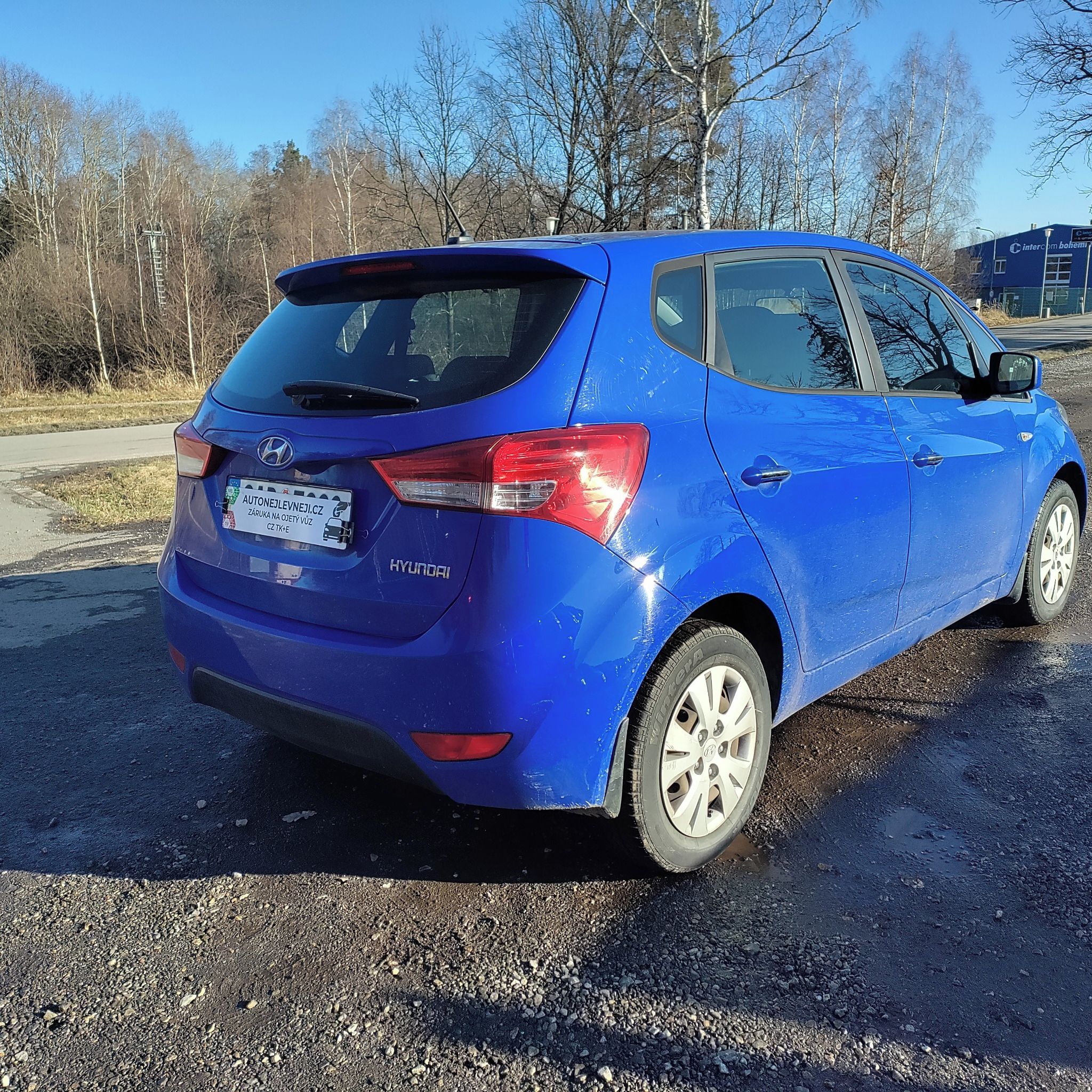 Hyundai ix20, KUP CZ,KRÁSNÁ,CENA,SERVISKA - fotka 3