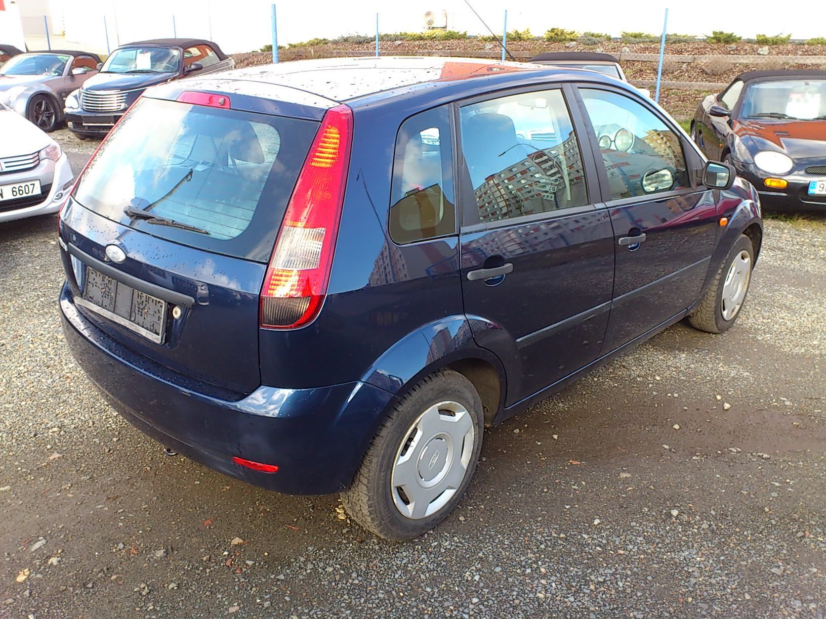 Ford Fiesta, 1,3 51 kw - fotka 5