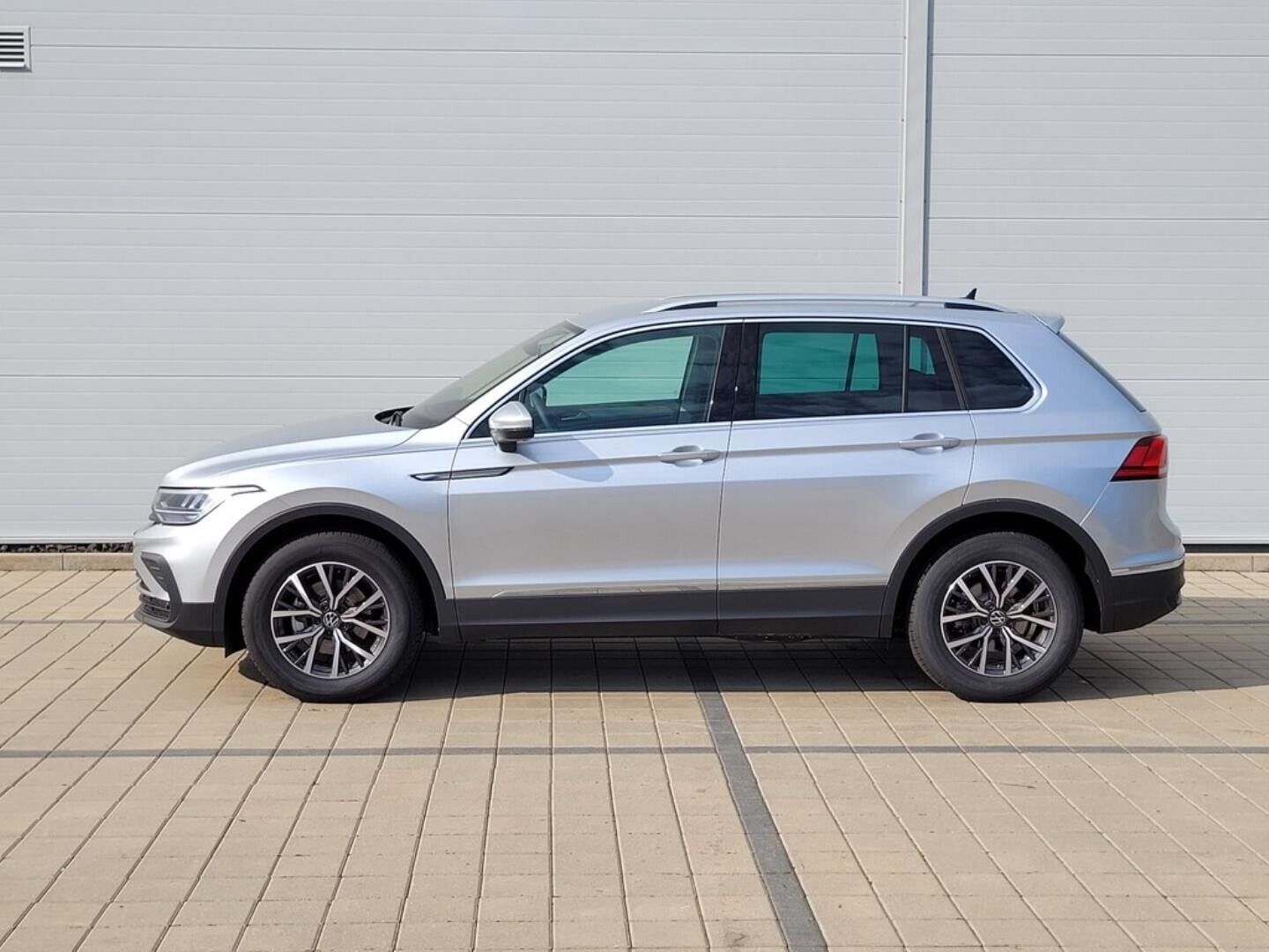 Volkswagen Tiguan, LIFE 1.5 TSI 110 kW - fotka 6