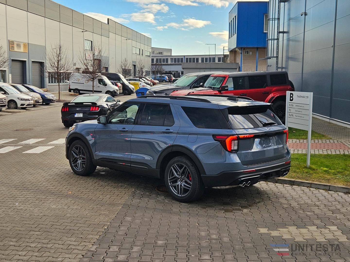 Ford Explorer, 2025 Explorer ST 4x4 - fotka 5