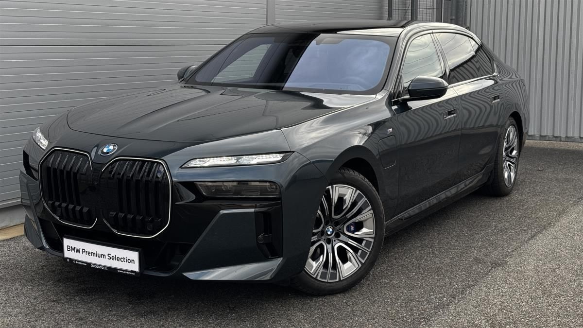 BMW Řada 7, 750e xDrive Sedan
