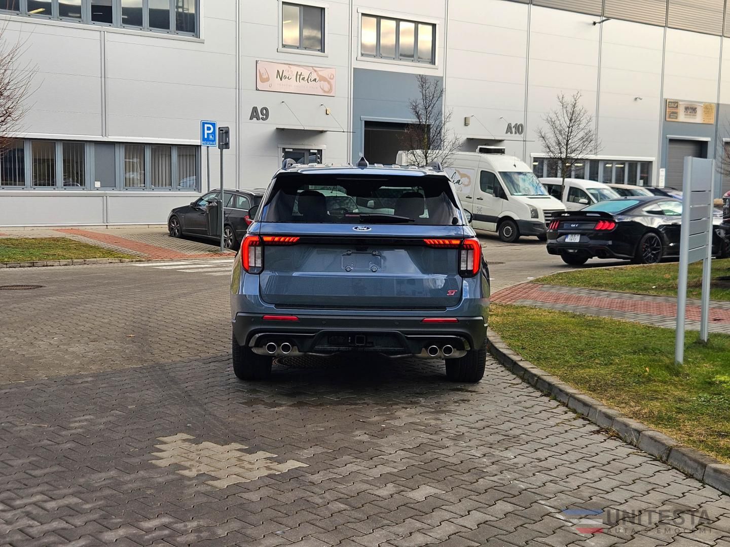 Ford Explorer, 2025 Explorer ST 4x4 - fotka 4