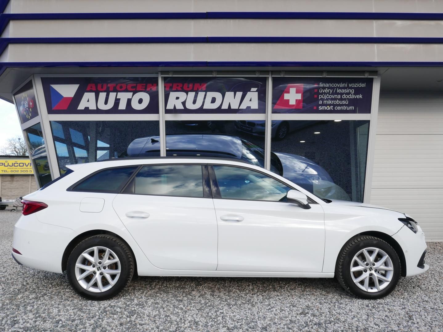 Seat Leon, 2,0TDI 110kW Style DSG Automat - fotka 5