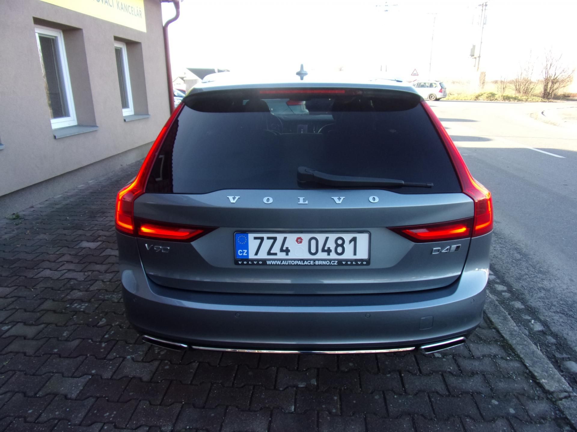 Volvo V90, D4 INCRIPTION 4AWD - fotka 4