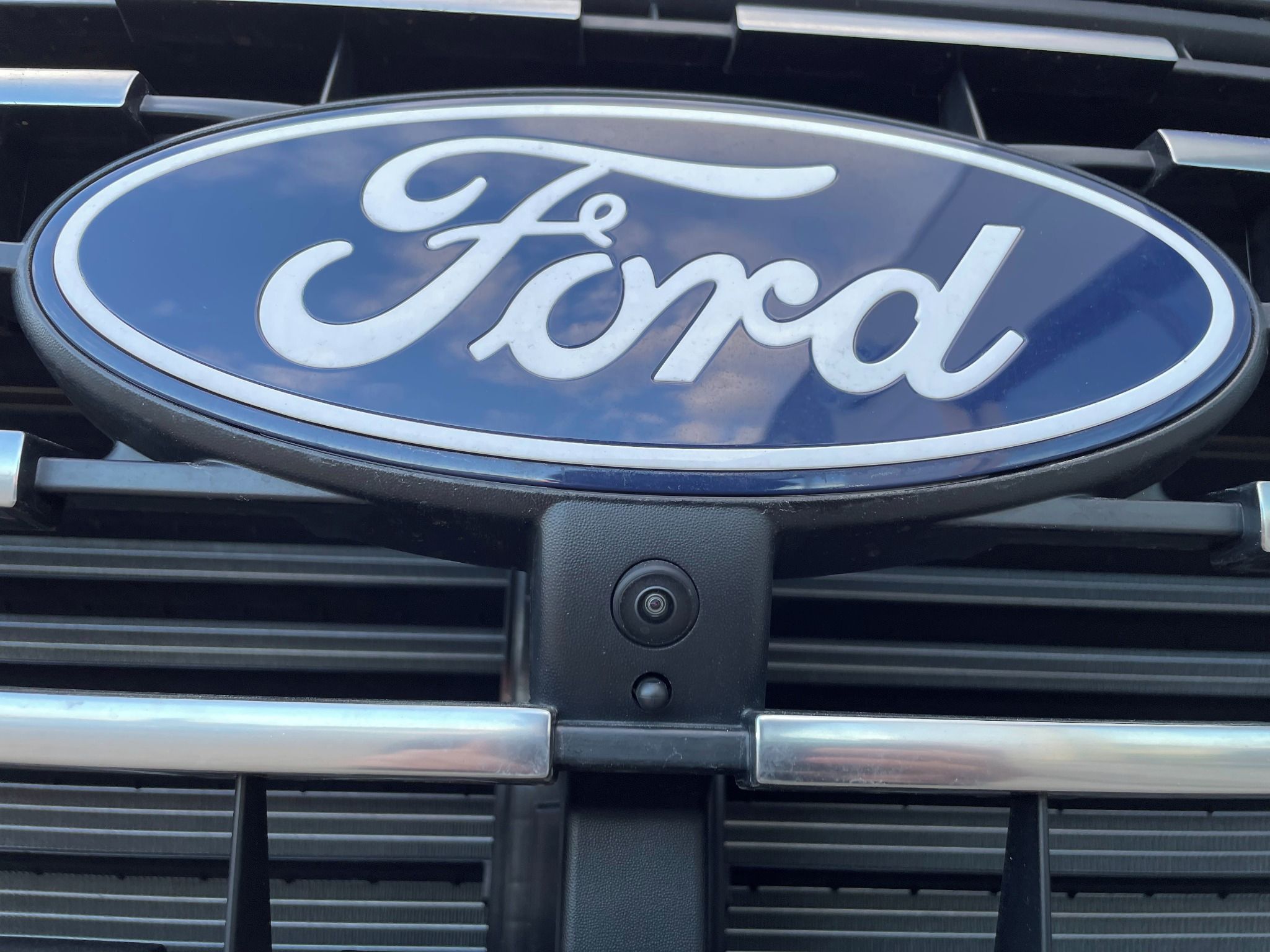Ford Tourneo Custom, X L2 2.0 EcoBlue 125kW AWD - fotka 3
