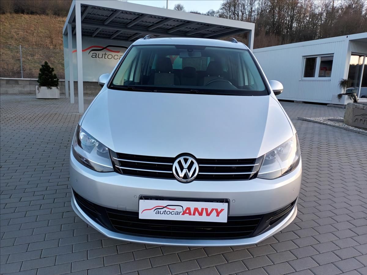 Volkswagen Sharan, 2,0 TDI,7MÍST,SERVISKA,VÝHŘEV - fotka 2