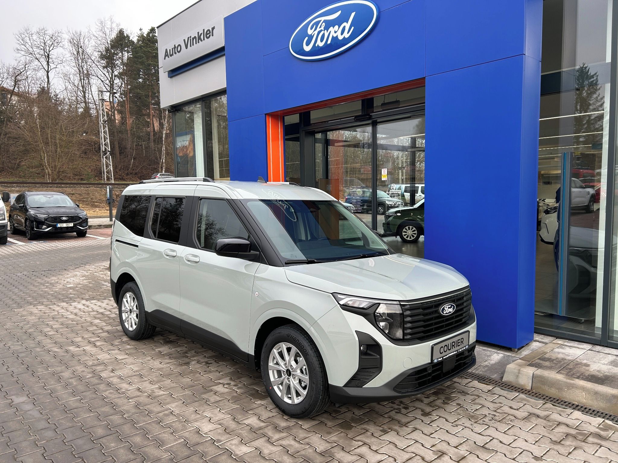 Ford Tourneo Courier, Titanium 1.0 EcoBoost 92 kW