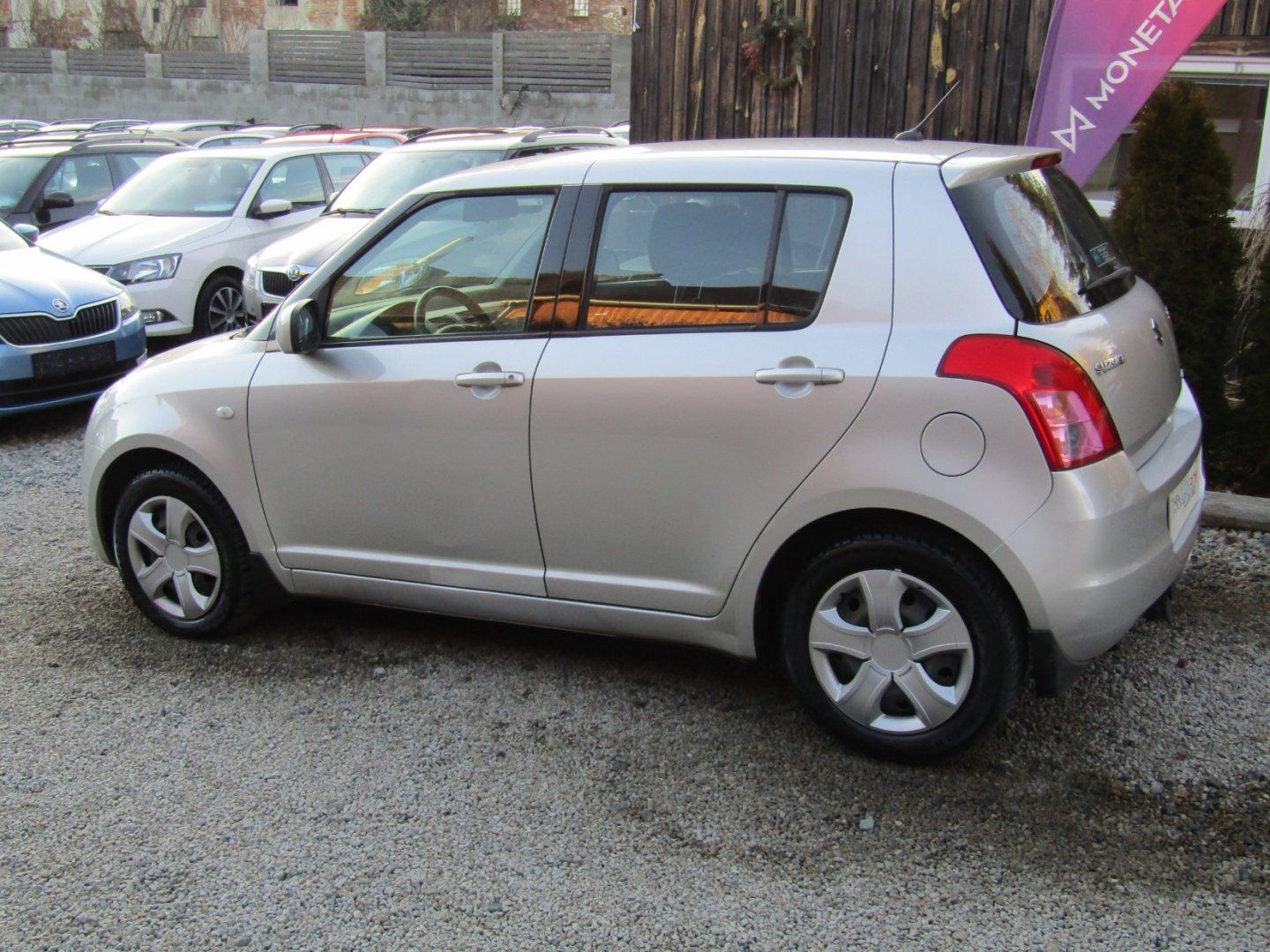 Suzuki Swift, 1.3 16V 66kW 4X4 ZIMNÍ PNEU - fotka 4