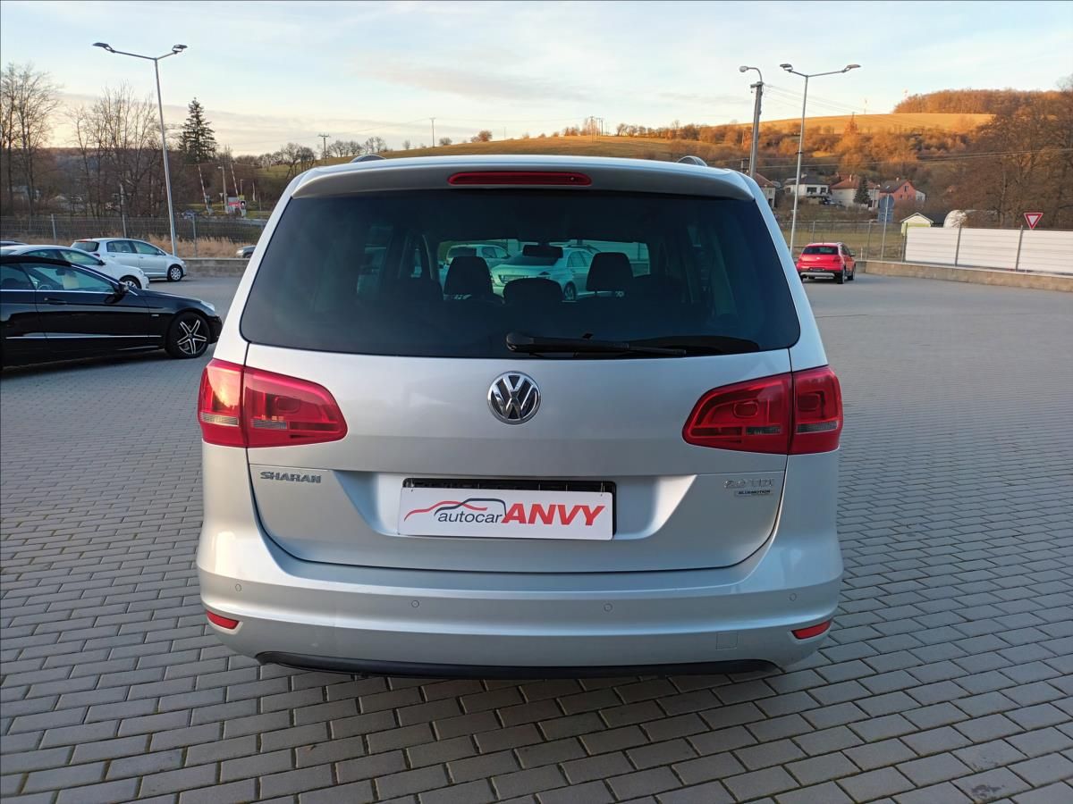 Volkswagen Sharan, 2,0 TDI,7MÍST,SERVISKA,VÝHŘEV - fotka 6