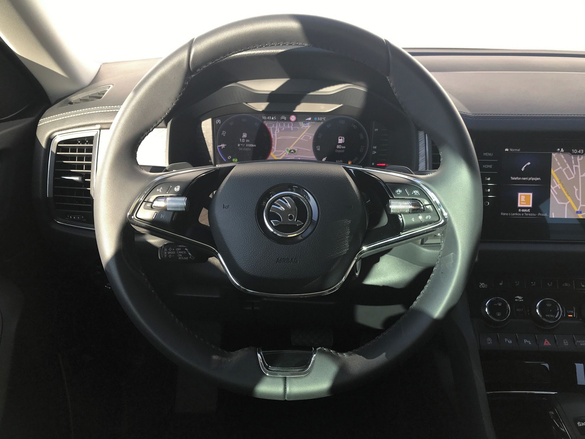 Škoda Kodiaq, 110kW 4X4 STYLE+DSG+TAŽNÉ+DCC - fotka 6