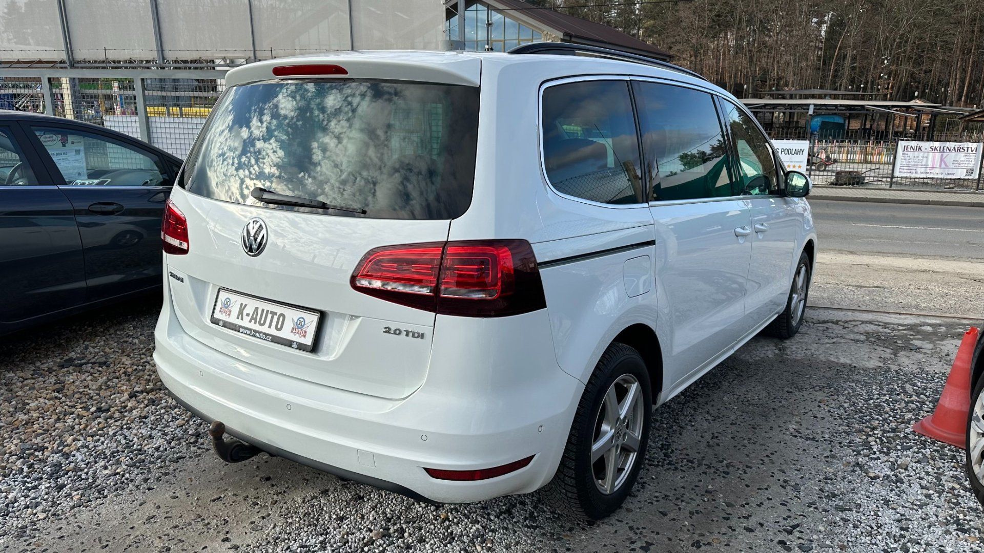 Volkswagen Sharan, 2.0TDI 85kW *DPH*Tažné*ACC* - fotka 4