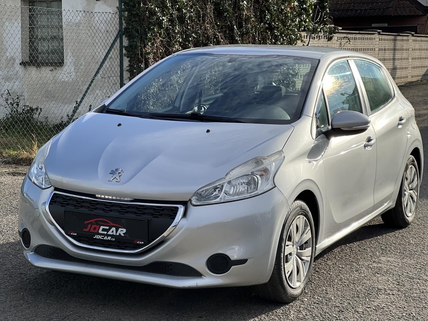 Peugeot 208, 1.2i KLIMATIZACE ABS ASR ESP