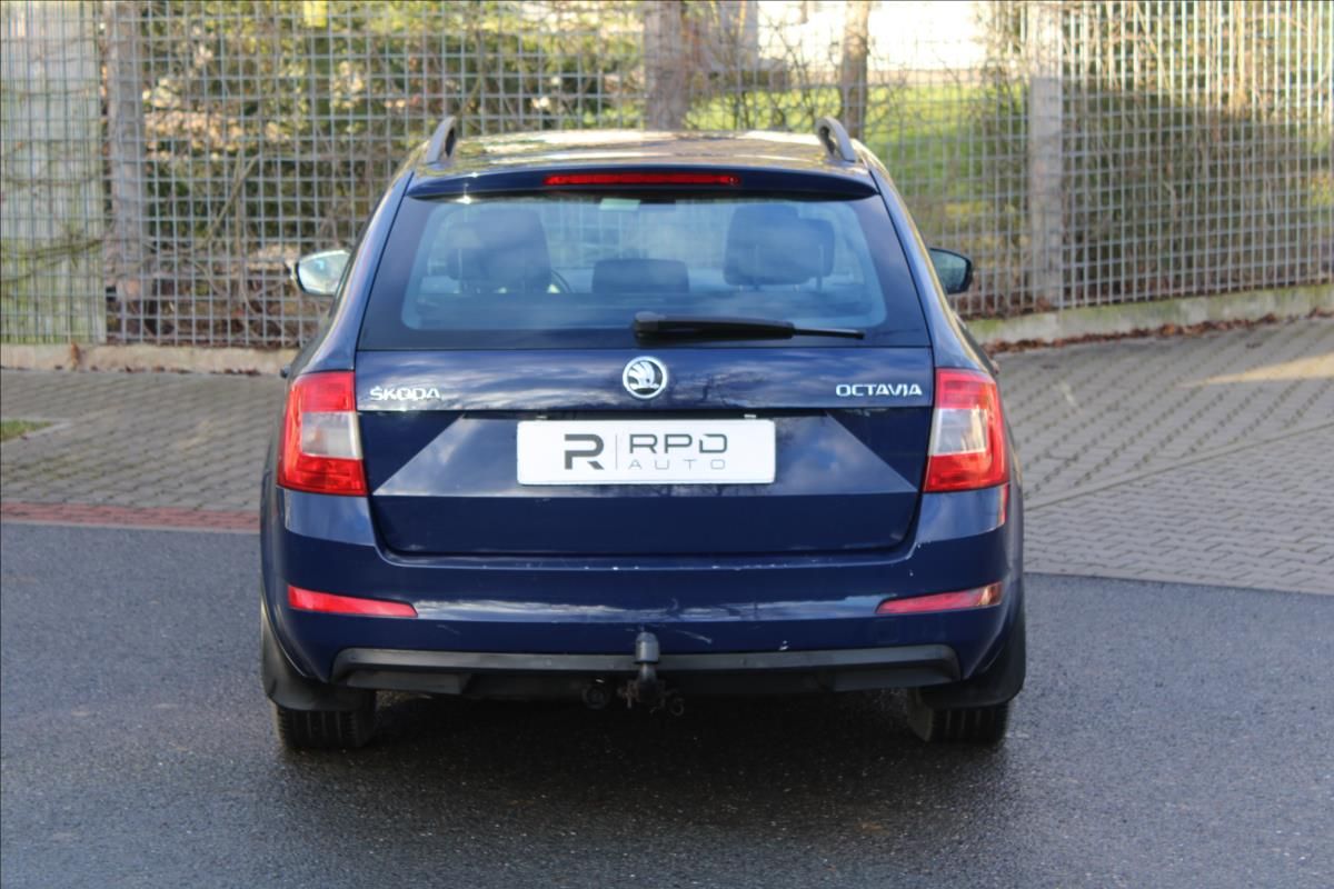 Škoda Octavia, 1.6 TDI/81 kW/Ambition/ CZ - fotka 5