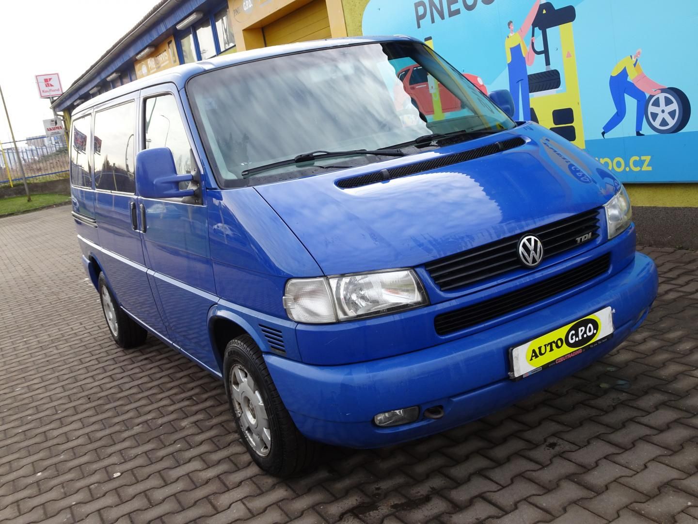 Volkswagen Caravelle, 2.5 TDi Automat - fotka 2