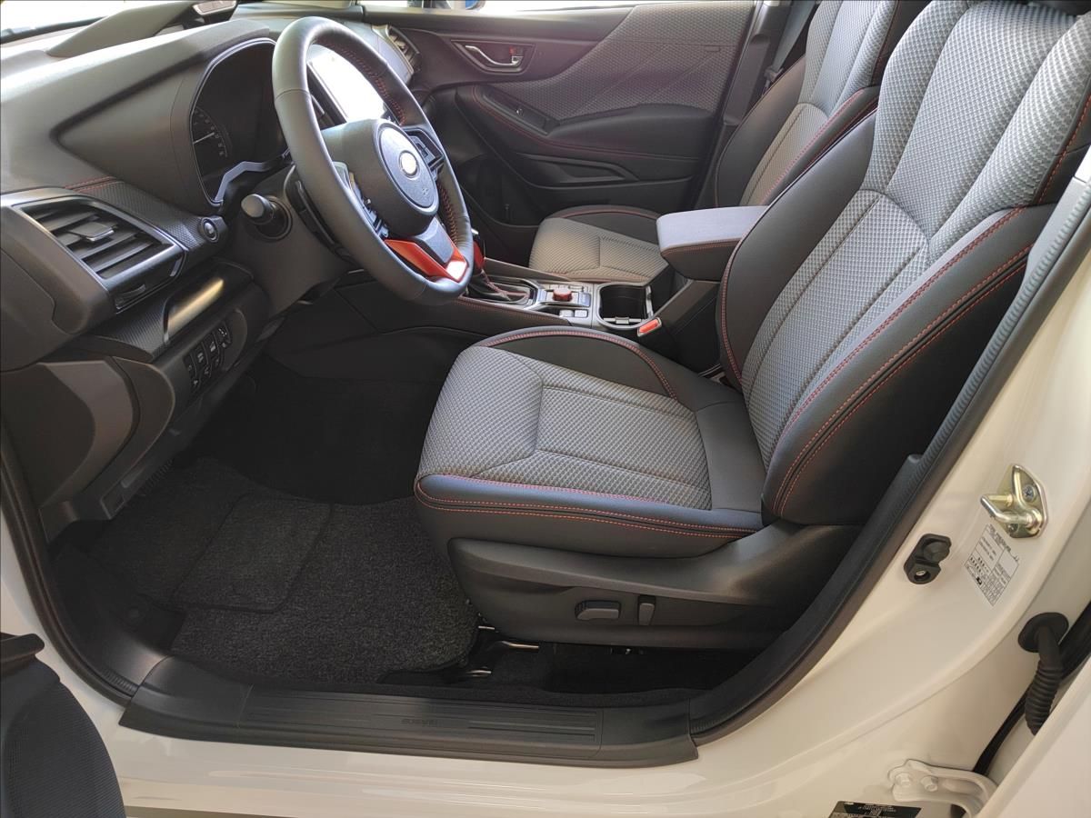 Subaru Forester, 2,0 Sport - fotka 6