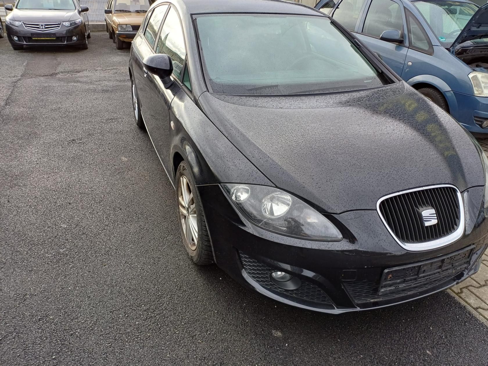 Seat Leon, 1.2TSI 77KW 74tkm - fotka 2