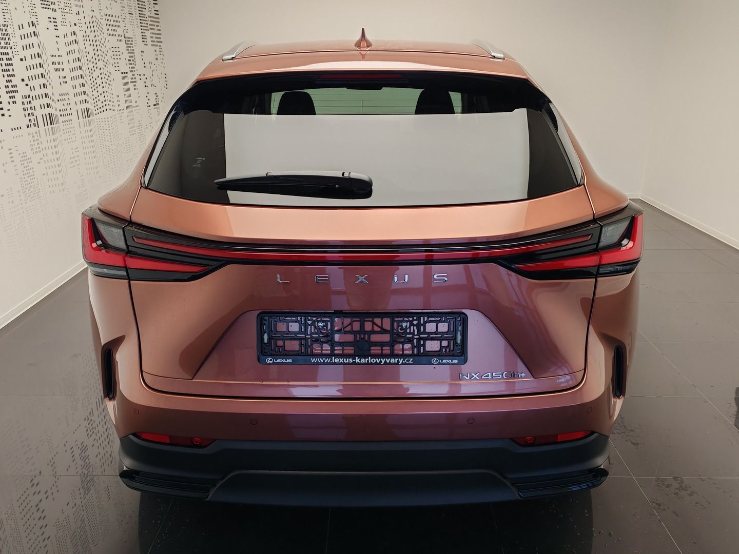 Lexus NX 450h+, 450h+ Plug-in Hybrid PRESTIGE - fotka 6
