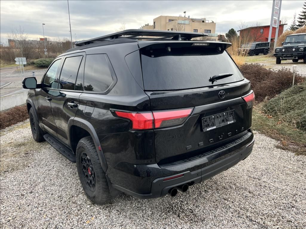 Toyota Sequoia, 3,5i-Force MaxTTV6HEV TRD Pro - fotka 5