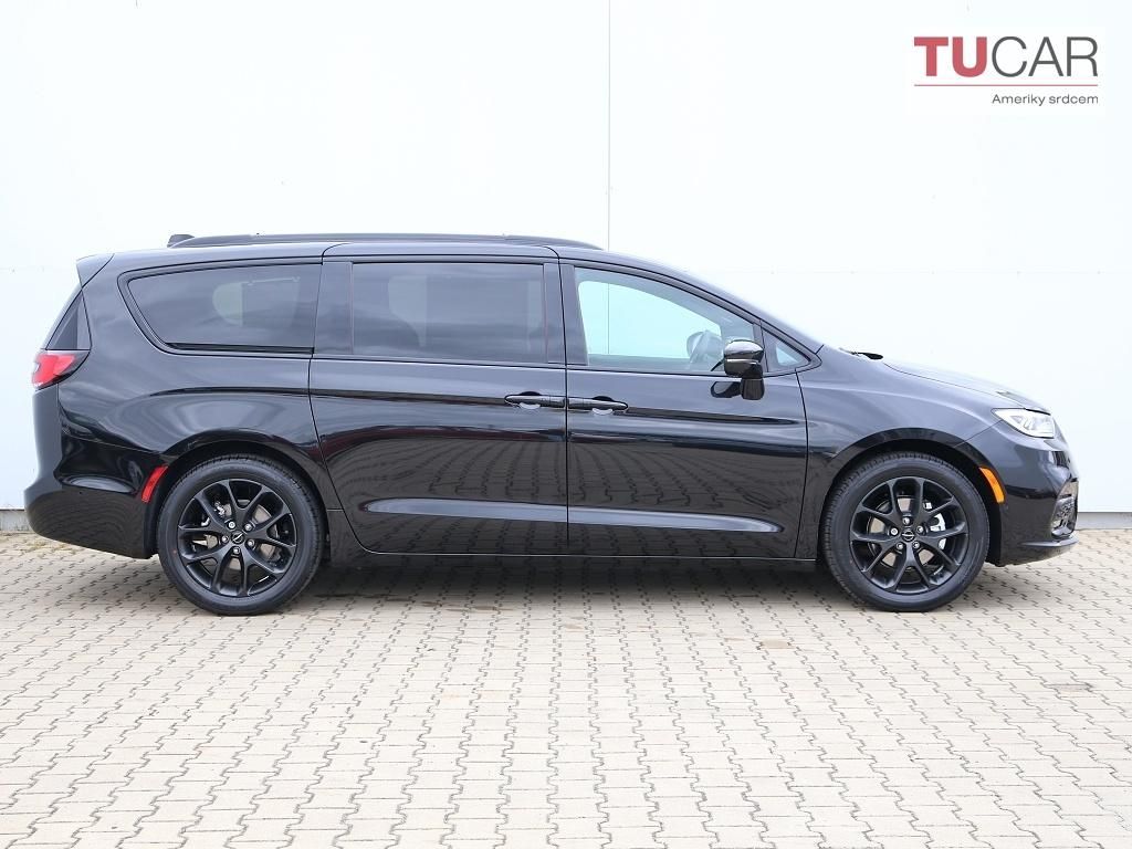 Chrysler Pacifica, Limited AWD S Paket - fotka 3