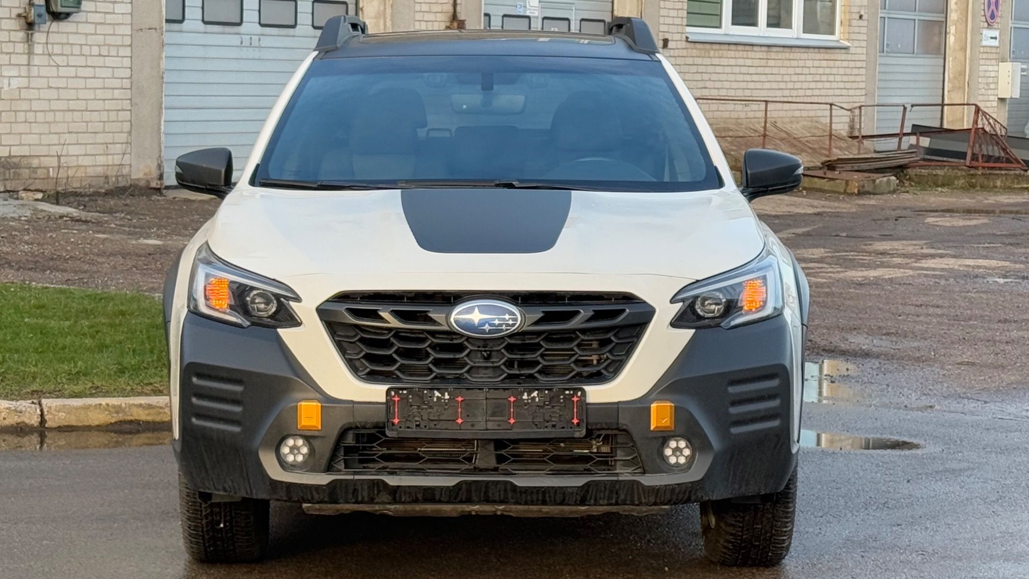 Subaru Outback, 2.4L Turbo Wilderness Full opt - fotka 3