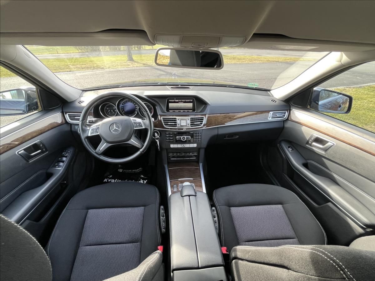 Mercedes-Benz Třídy E, 350CDI 4matic,vzduch,190kW - fotka 6