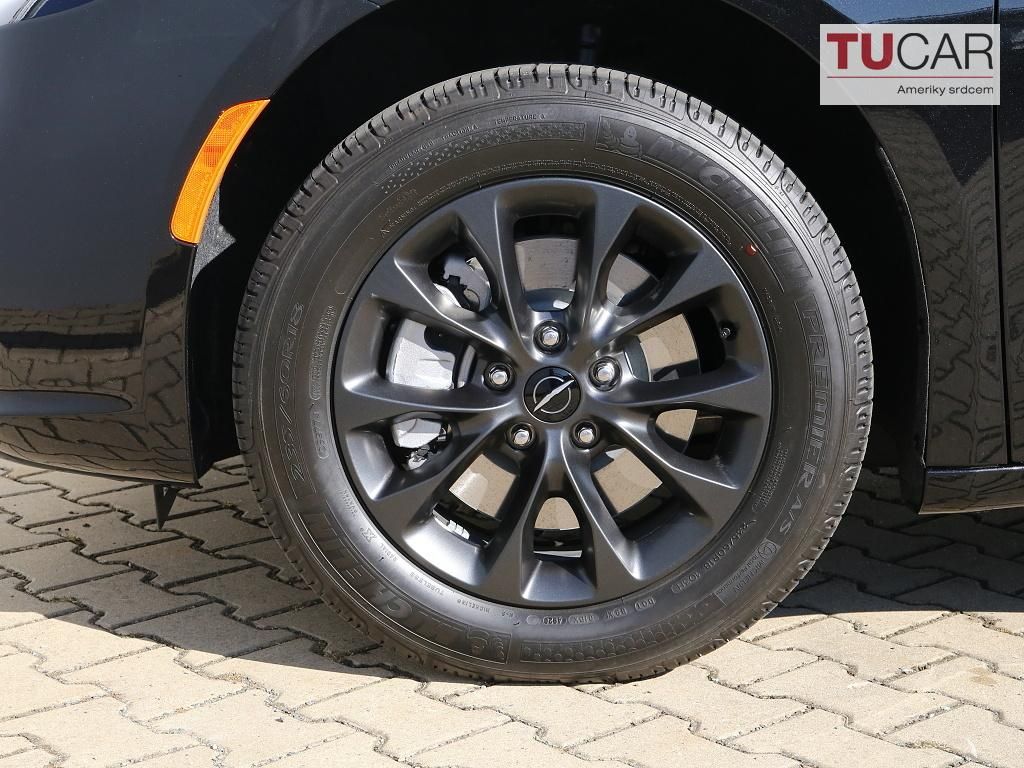 Chrysler Pacifica, Limited AWD S Paket - fotka 6