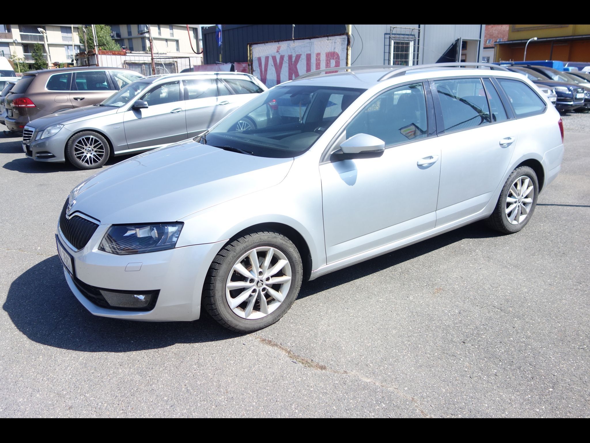 Škoda Octavia, 2.0 TDI 110kW DSG Servisováno! - fotka 2