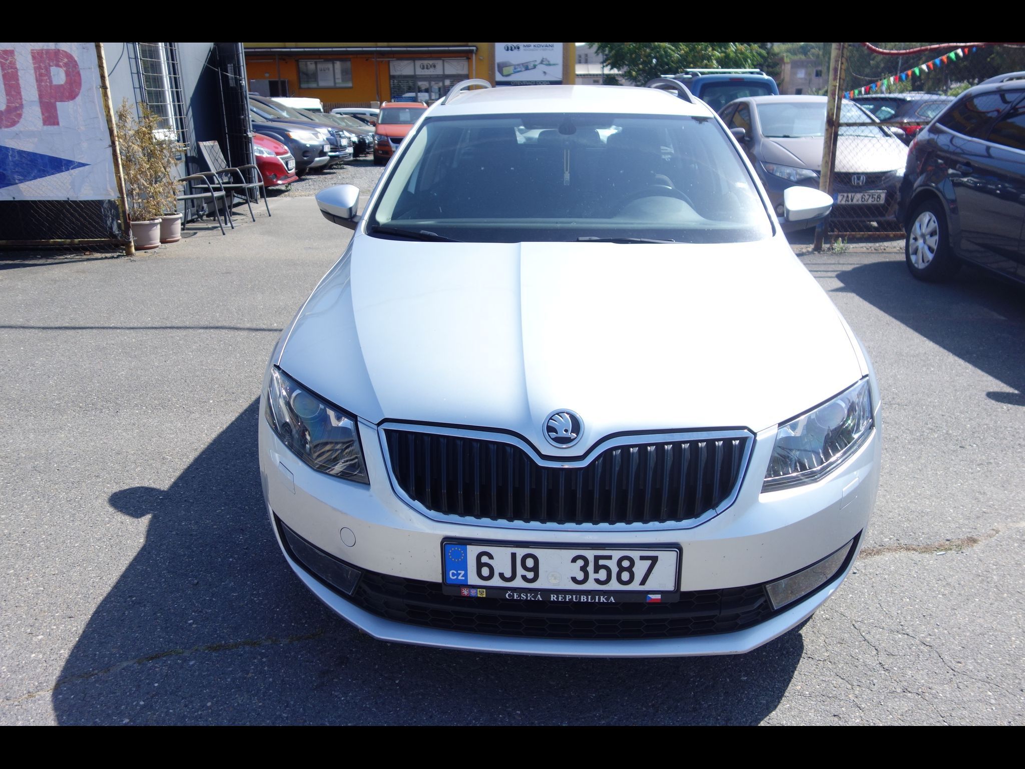 Škoda Octavia, 2.0 TDI 110kW DSG Servisováno! - fotka 3