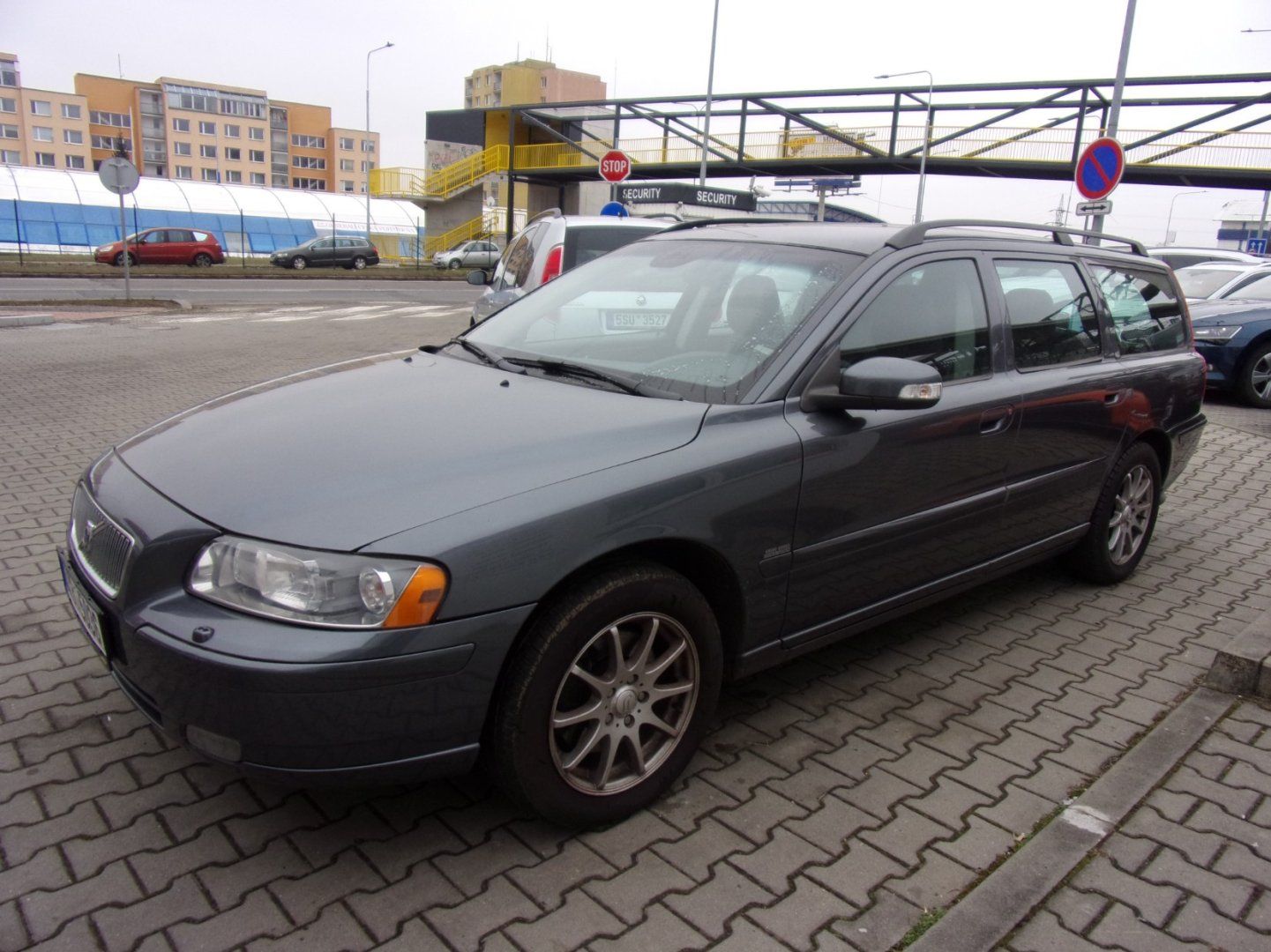 Volvo V70, 2,5 D5 , 136kW - fotka 3