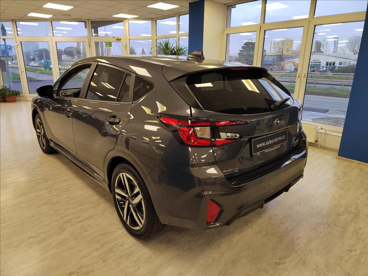 Subaru Impreza, 2,0 Active - fotka 4