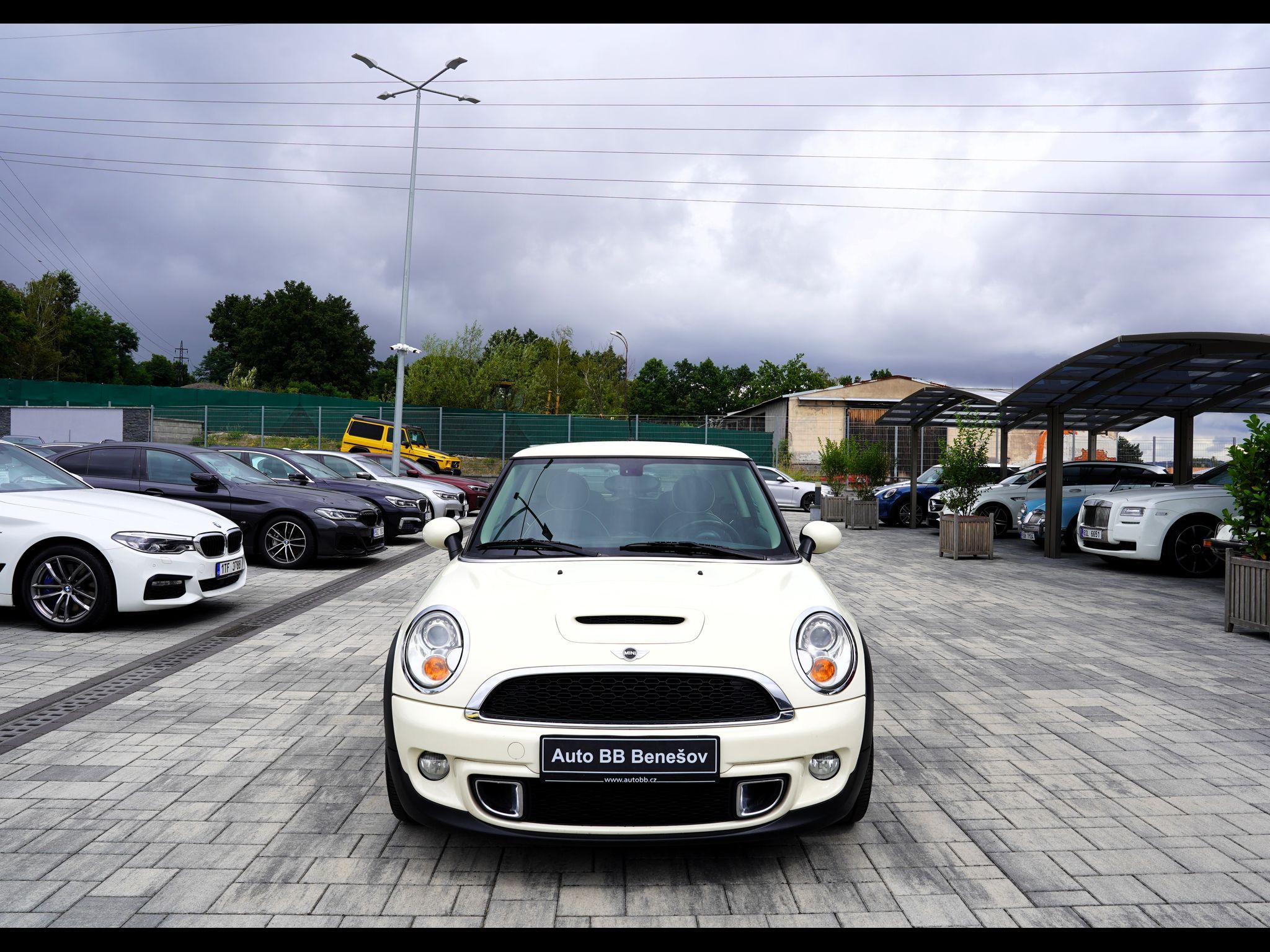 Mini Cooper S, 1.6 Cooper S/kůže/automat/navi