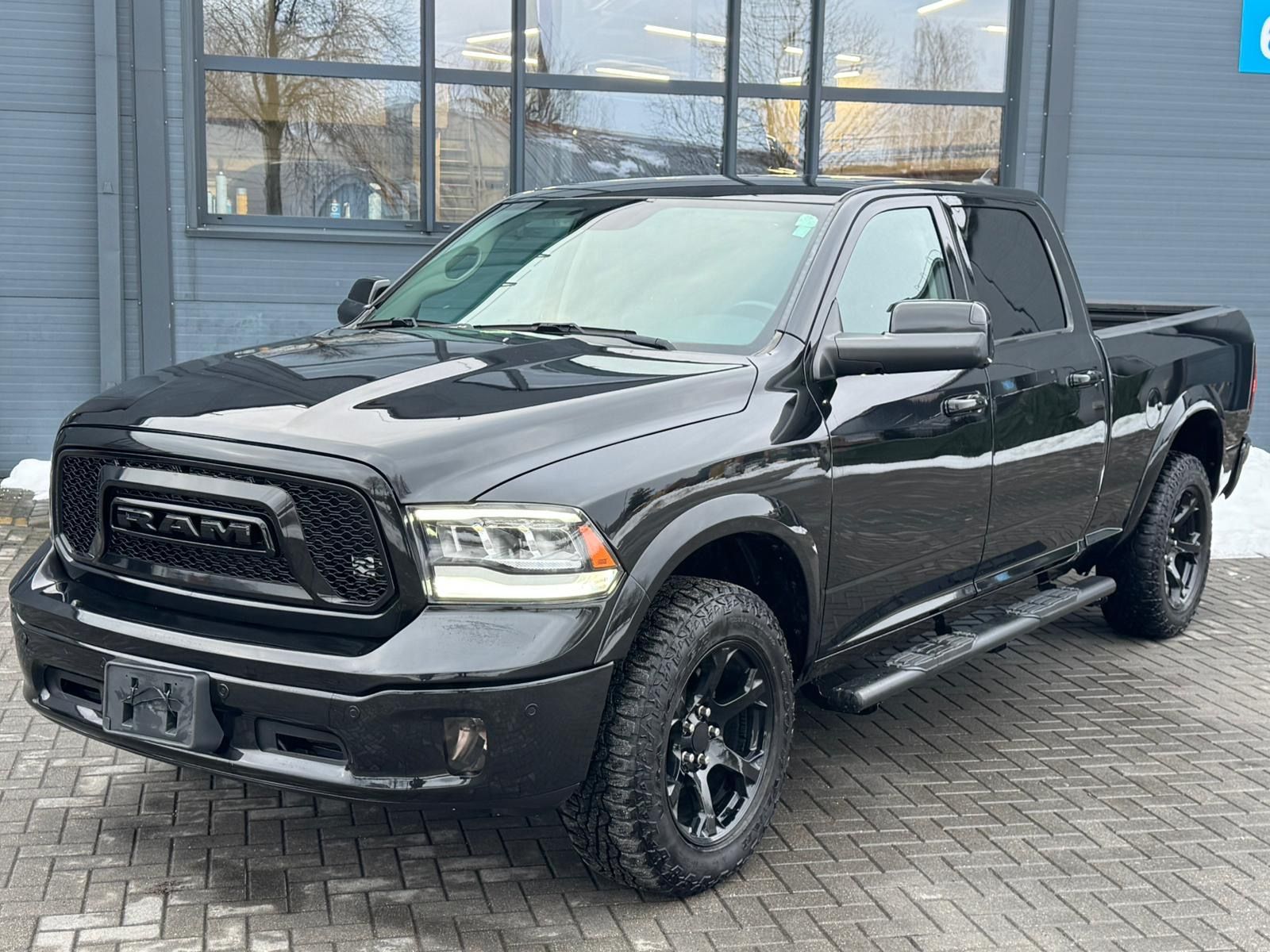 Dodge Ram 1500, 5.7L Laramie Long Total Full