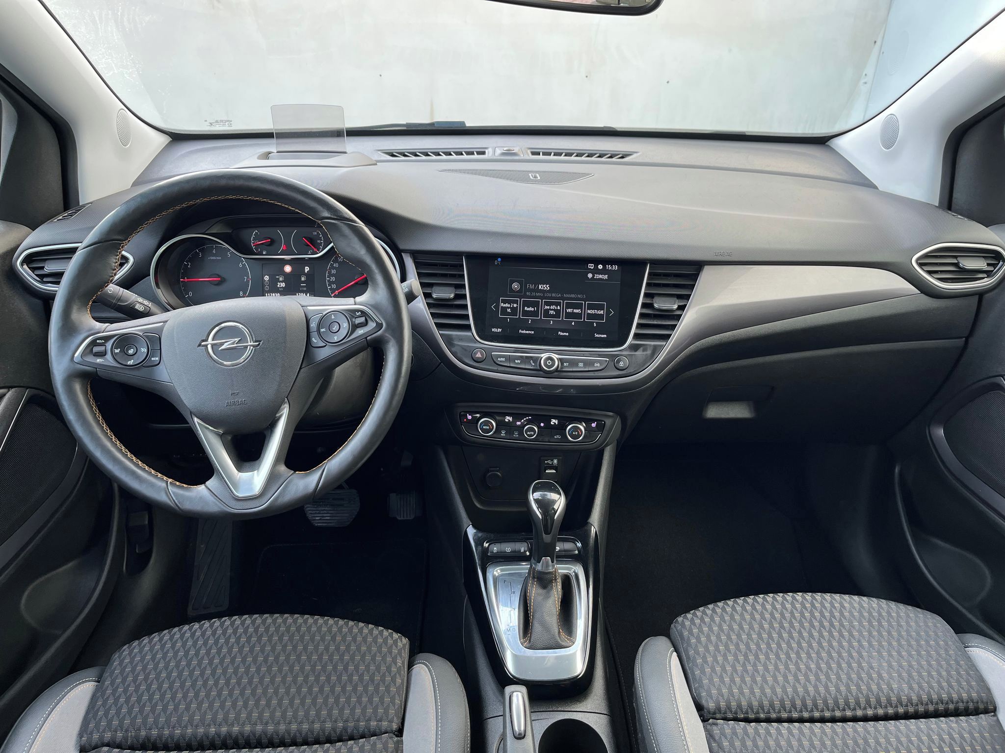 Opel Crossland X, 1.2 Ultimate, Automat, Tažné - fotka 5