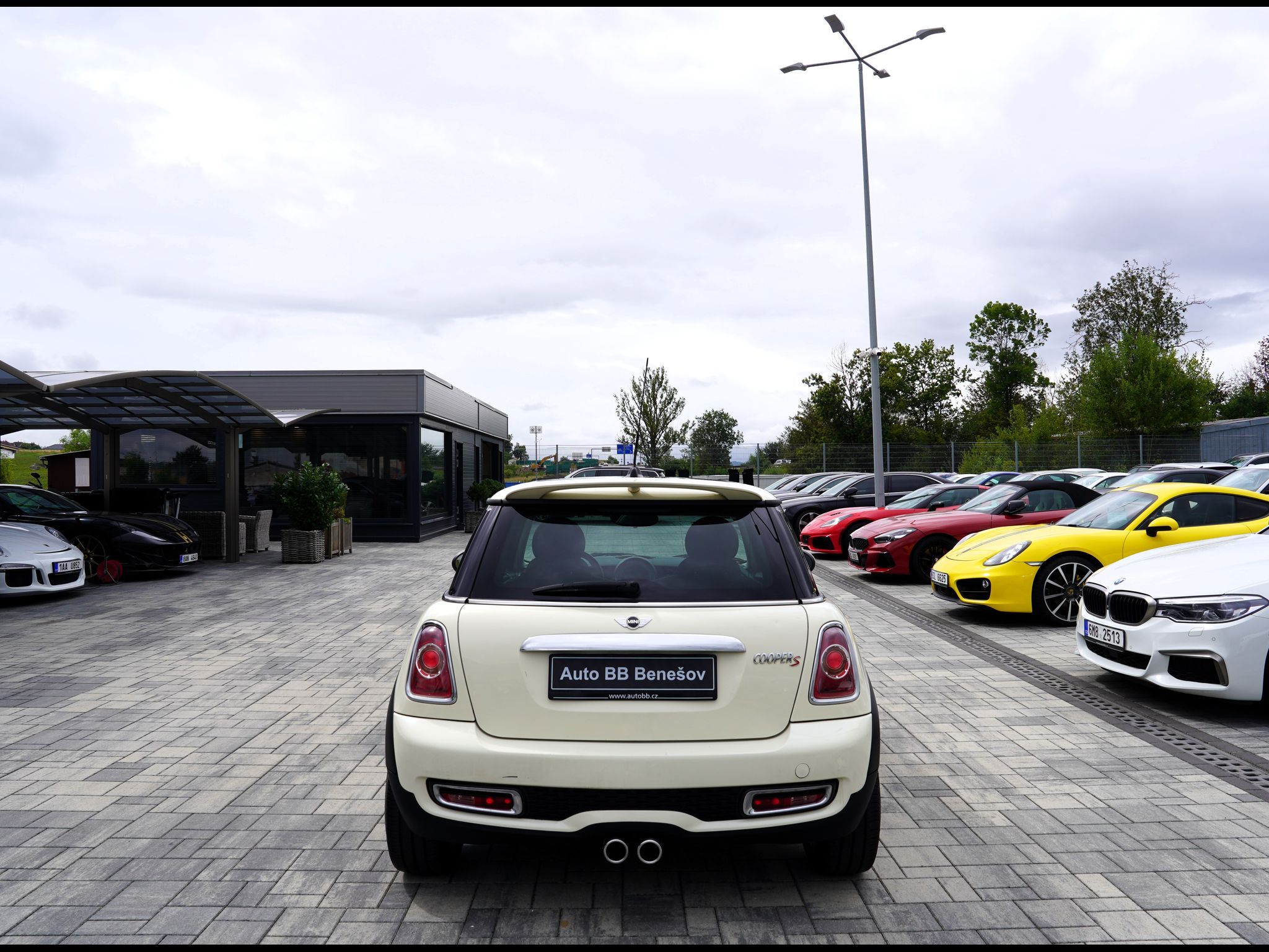 Mini Cooper S, 1.6 Cooper S/kůže/automat/navi - fotka 5