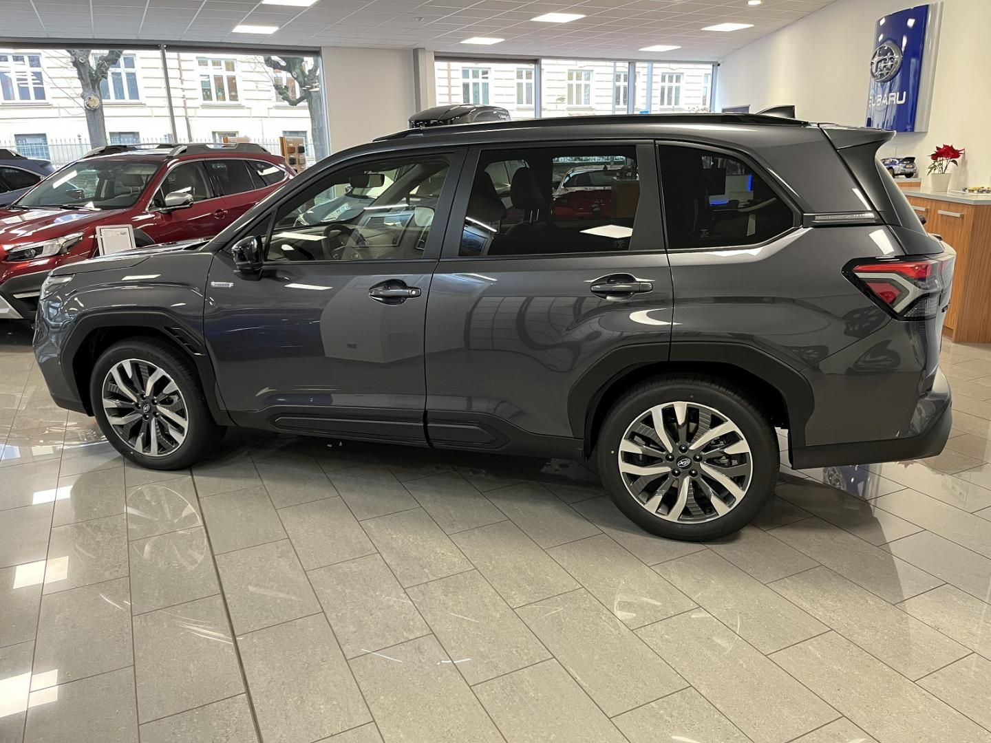 Subaru Forester, Touring Lineartronic - fotka 2