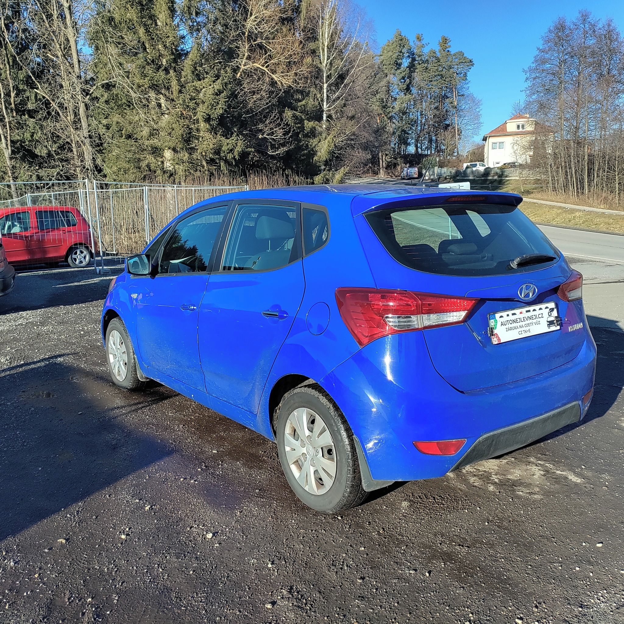 Hyundai ix20, KUP CZ,KRÁSNÁ,CENA,SERVISKA - fotka 4