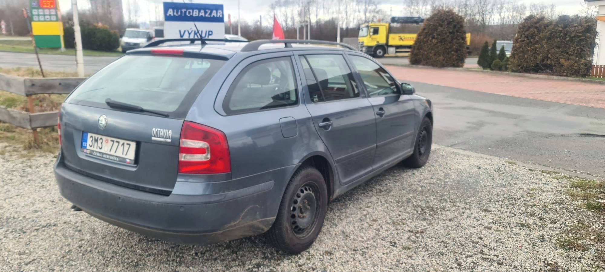 Škoda Octavia, 1,9 TDi 77 kw - fotka 5