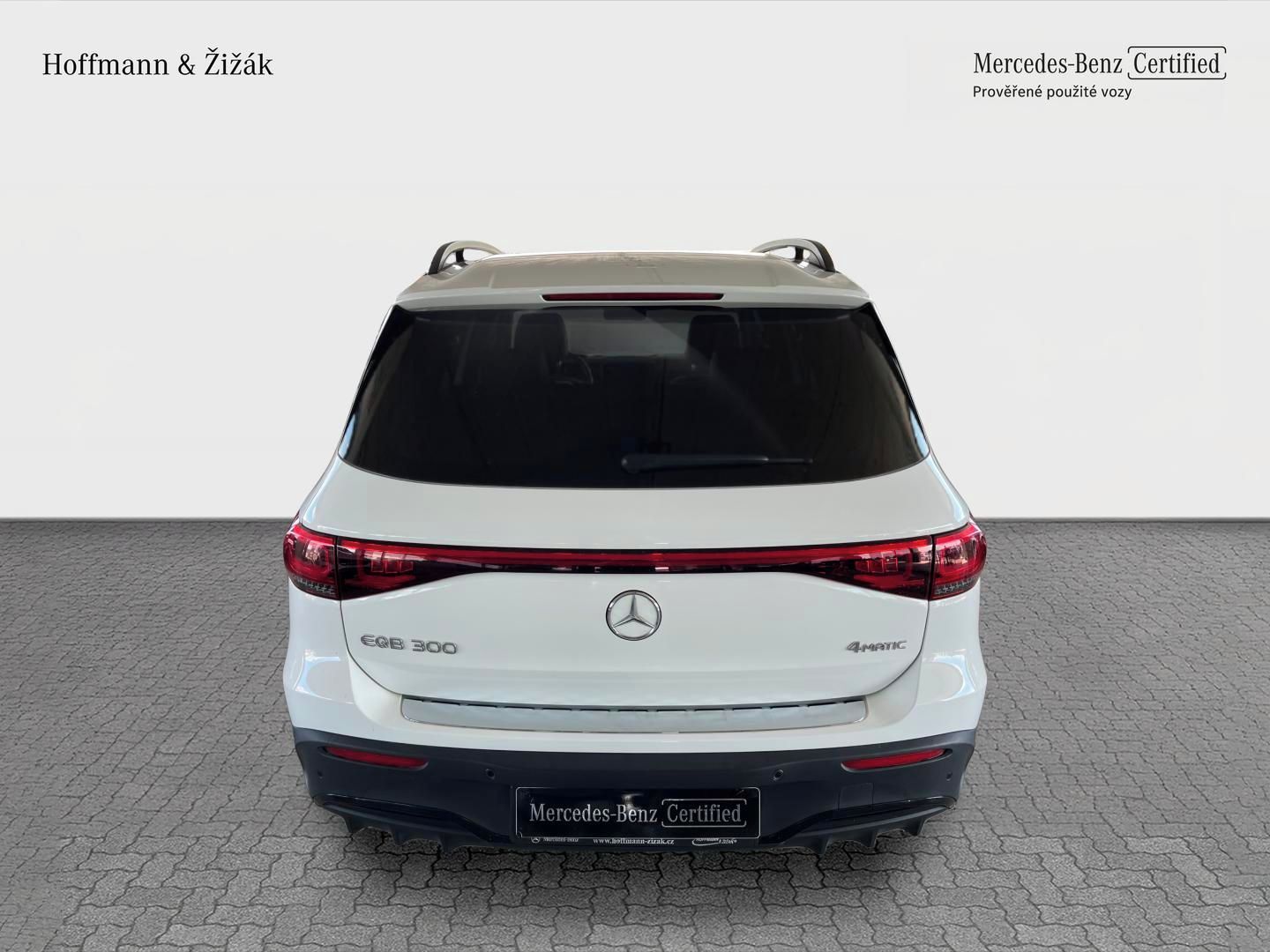 Mercedes-Benz EQB, 300 4MATIC - fotka 6