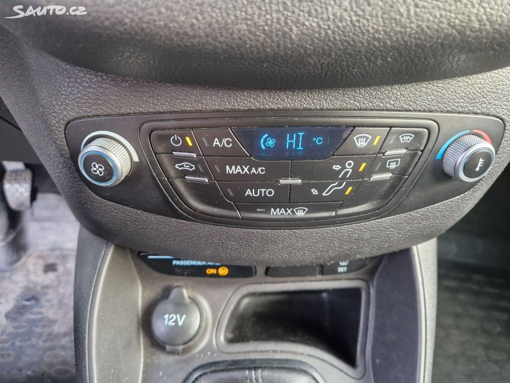 Ford Tourneo Courier, 1,0 74kW  SERVISKA