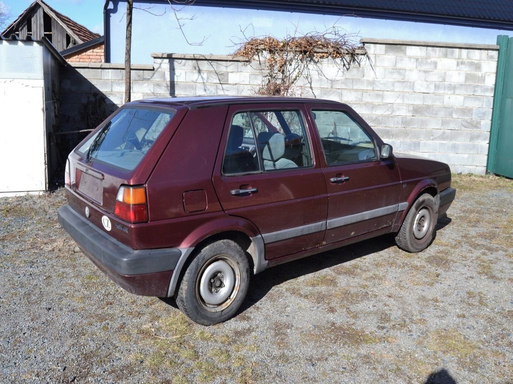 Volkswagen Golf, 1.6 CL - fotka 6